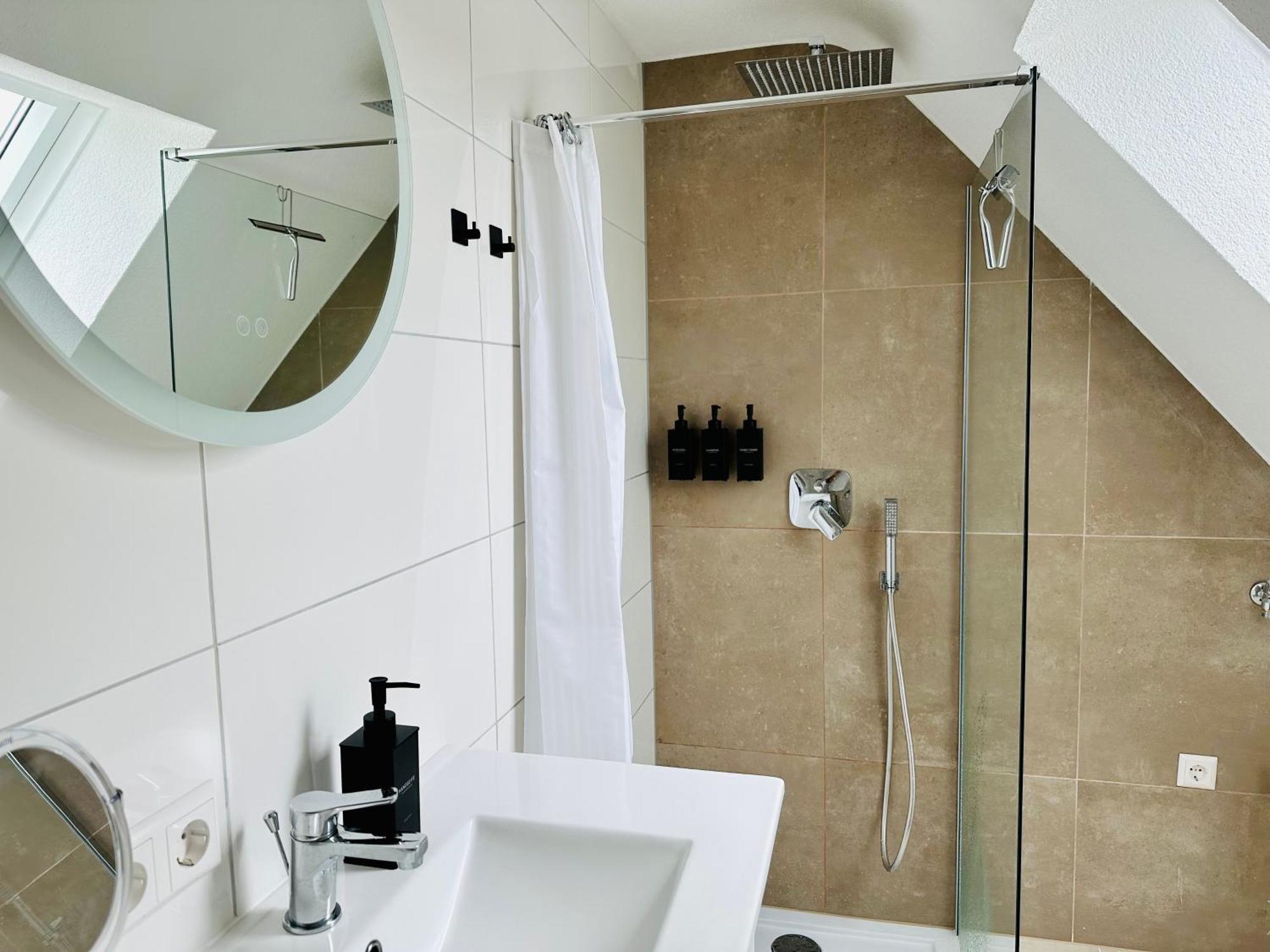 Bergblick-Apartment Istayunixi Seenaehe-Workspace-Netflix I Keine Monteure FDH Exteriör bild